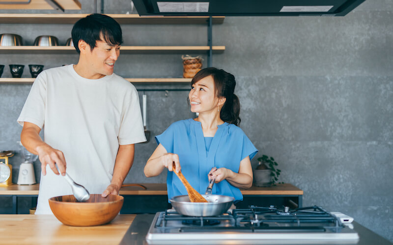 夫婦で料理