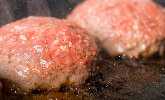 焦げ目をつける